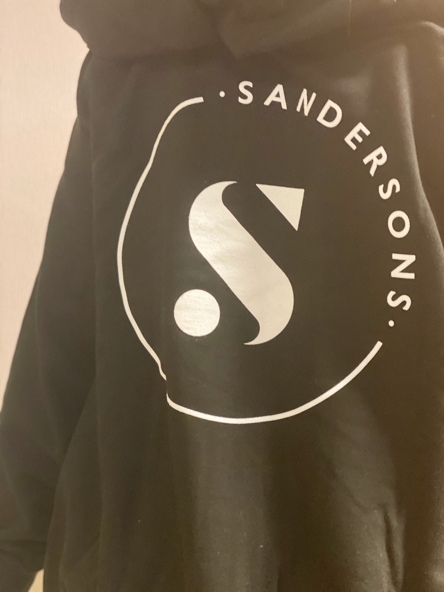 ADULTS BLACK SANDERSONS ZIPPED HOODIES WITH WHITE LOGO ON FRONT & BACK